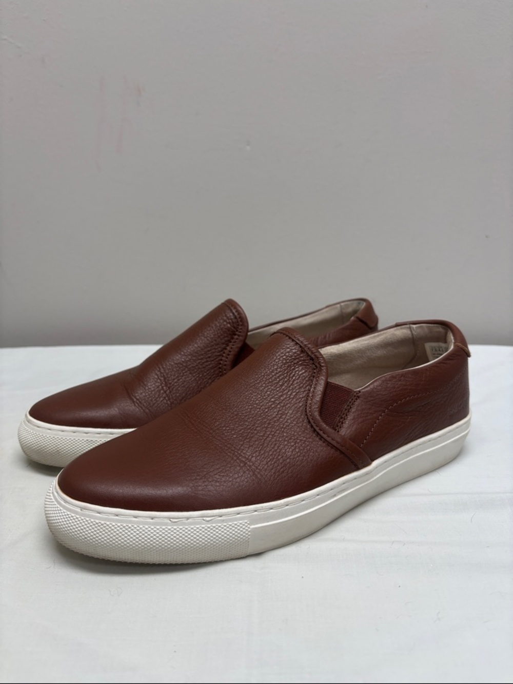 Skechers Vaso Low Top 'Brown Leather Slip On Comfort Shoes 48865 Women SZ 7.5